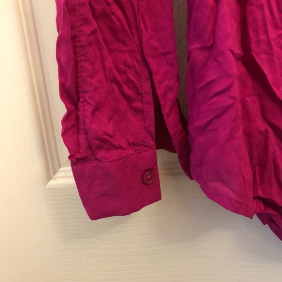 Pink blouse - Picture 3 of 4